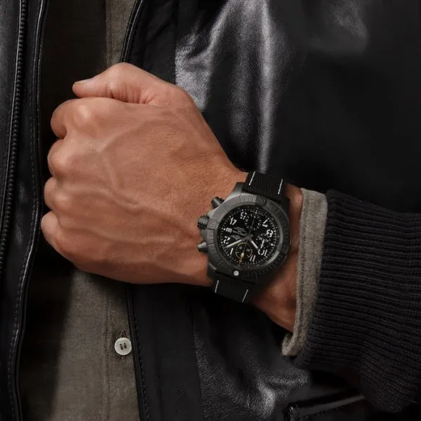 Breitling Avenger Men Automatic Black Leather Watch V13317101B1X2 photo 2