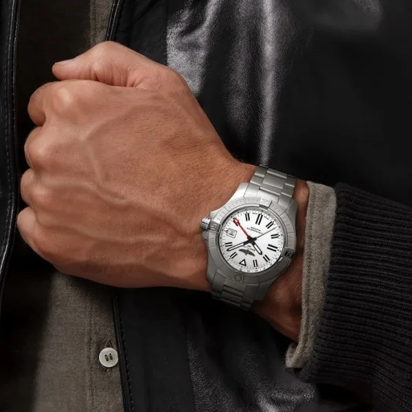 Breitling Avenger Men Automatic White Stainless Steel Watch A32397101A1A1 photo 2