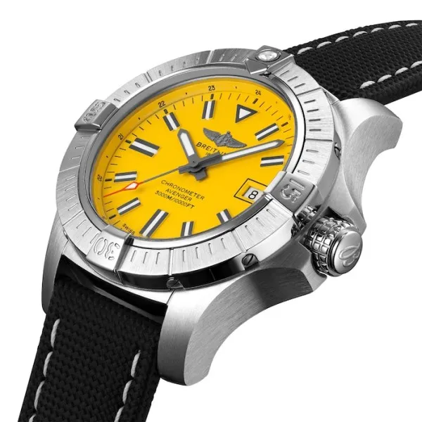 Breitling Avenger Men Automatic Yellow Leather Watch A17319101I1X2 photo 4