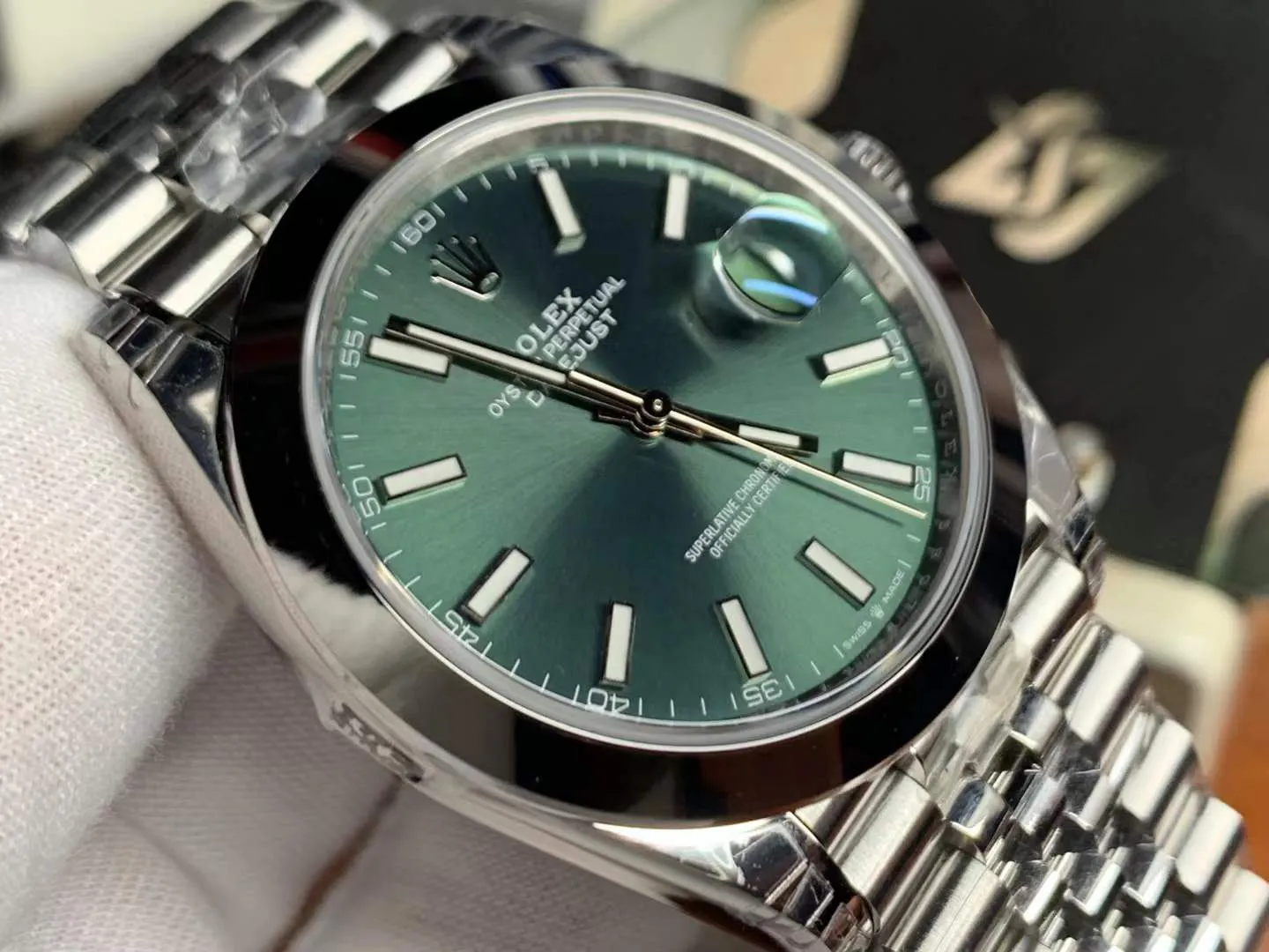 Clean Factory Watch Datejust 41 Ref 126300 White Dial Smooth Bezel 904L Steel Ca photo 4
