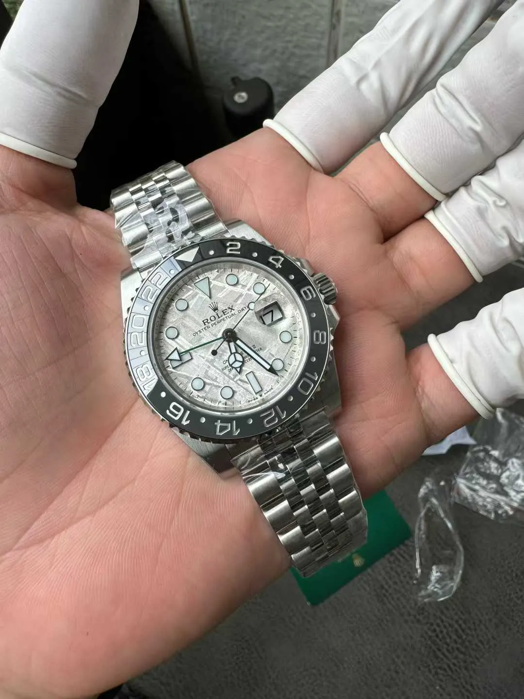 Clean Factory Watch Rolex GMT-Master II Meteorite Bruce Wayne 126710GRNR Black & photo 3