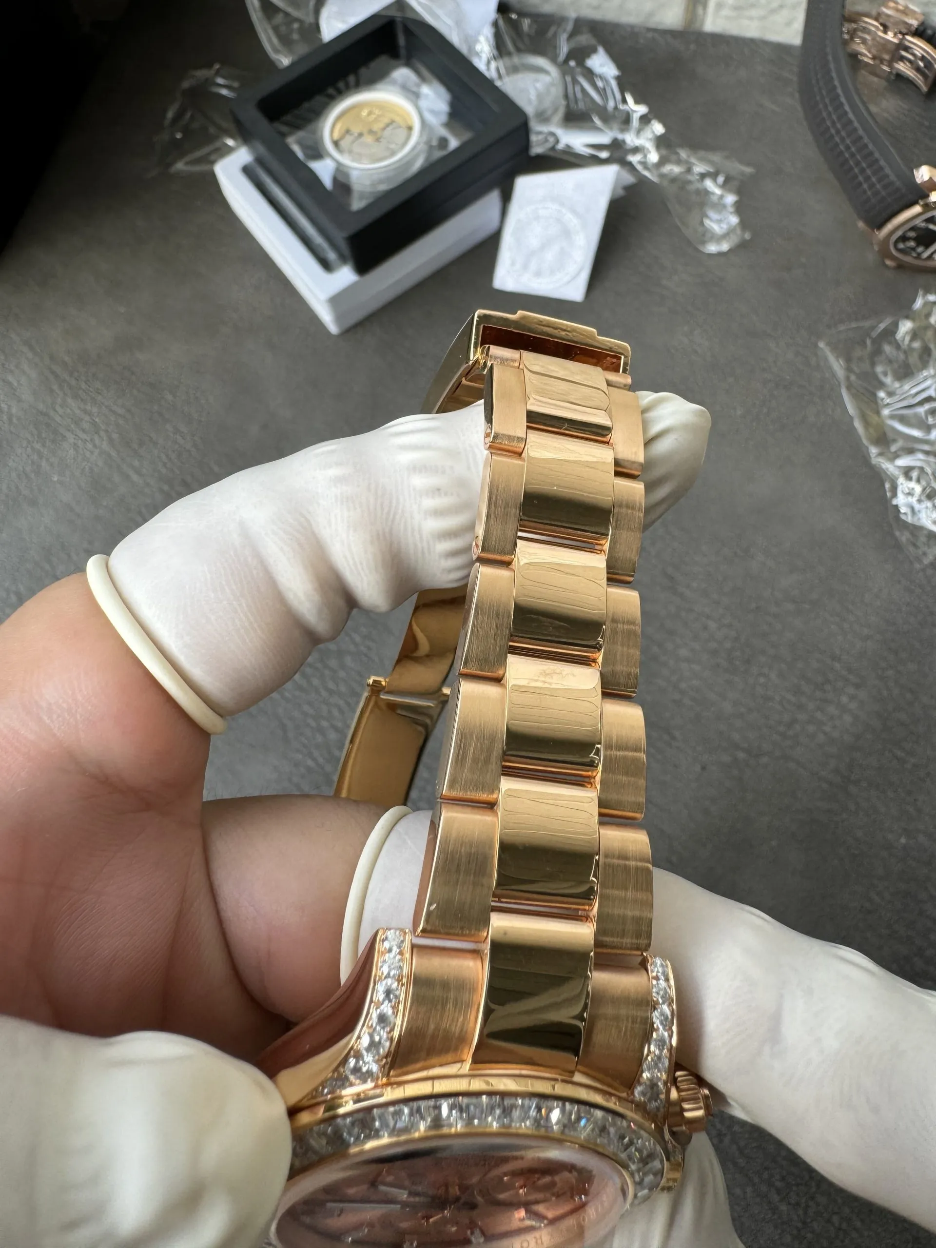 Clean Factory Custom ICE Out Daytona 126595TBR Rose Gold Case Set with Diamonds Pink Dial with Diamond Indexs ACE Free-sprung Balance 4131 Caliber – Clean Factory Watch | The Best Super Clone Watches Store in China photo 13