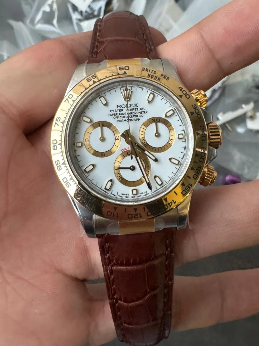 Clean Factory Daytona 116503 Black Mother of Pearl Dial Diamond Hour Markers Yellow Gold Bezel Brown Alligator Strap DD4130 Caliber – Clean Factory Watch | The Best Super Clone Watches Store in China