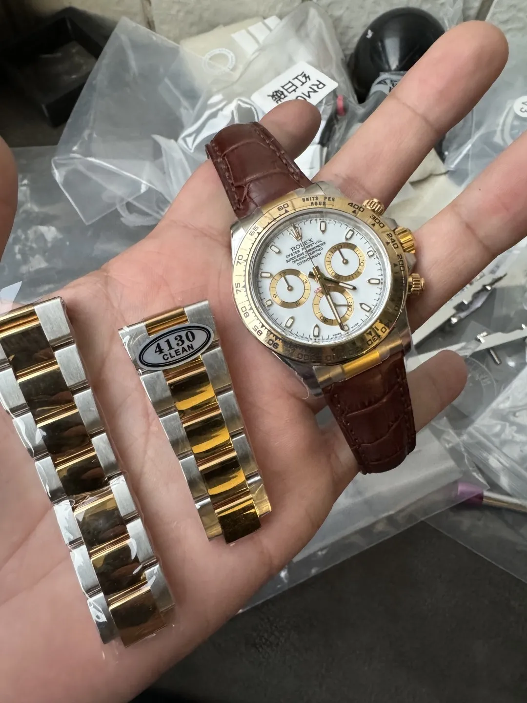 Clean Factory Daytona 116503 Black Mother of Pearl Dial Diamond Hour Markers Yellow Gold Bezel Brown Alligator Strap DD4130 Caliber – Clean Factory Watch | The Best Super Clone Watches Store in China photo 17