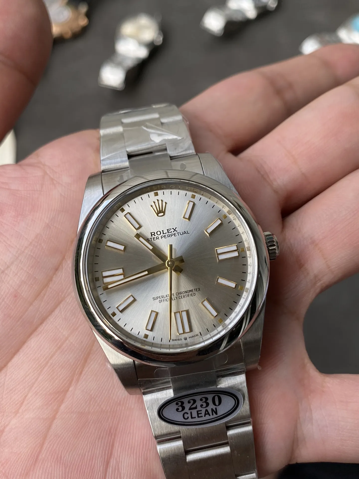 Clean Factory Oyster Perpetual 124300 CP OP 41mm Silver Dial 904L Steel VR3230 Movement – Clean Factory Watch | The Best Super Clone Watches Store in China photo 4