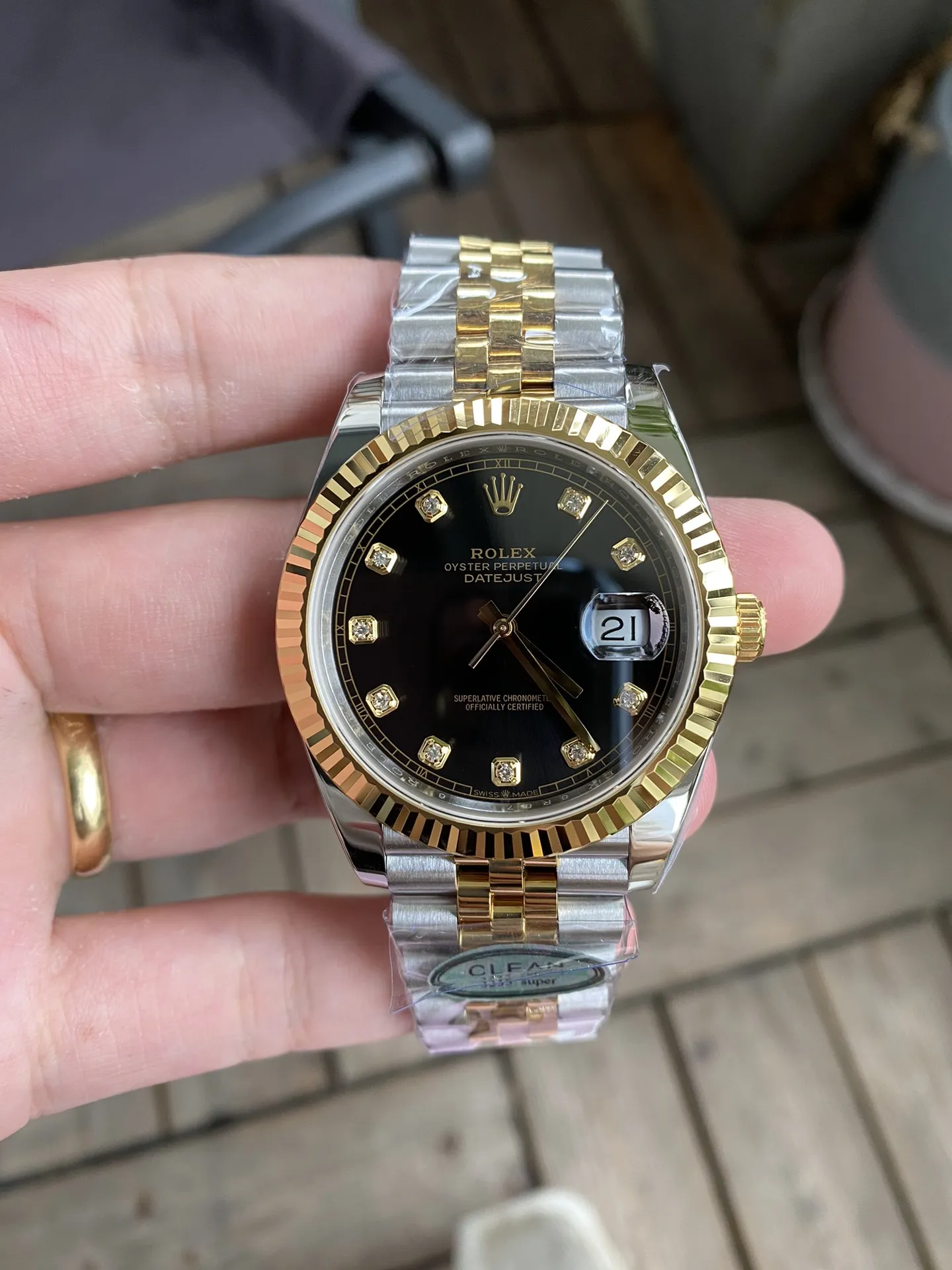 Clean Factory Watch Datejust 36 126233 Black Dial Diamond Hour Markers Yellow Gold Bezel Two Tone Jubilee Bracelet 3235 Caliber – Clean Factory Watch | The Best Super Clone Watches Store in China photo 2