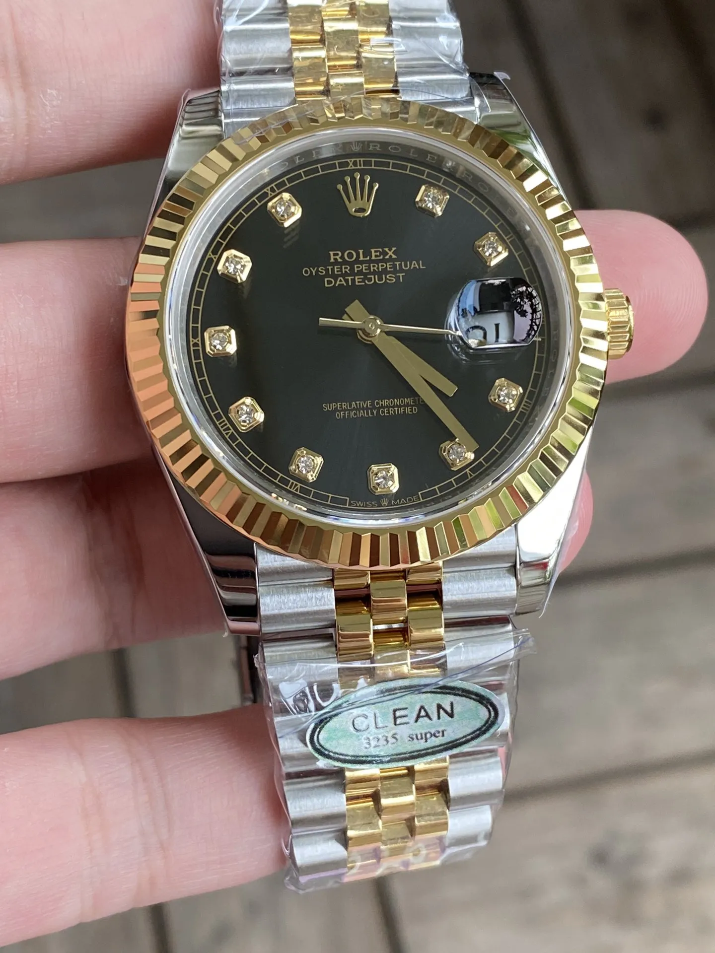 Clean Factory Watch Datejust 36 126233 Black Dial Diamond Hour Markers Yellow Gold Bezel Two Tone Jubilee Bracelet 3235 Caliber – Clean Factory Watch | The Best Super Clone Watches Store in China photo 3
