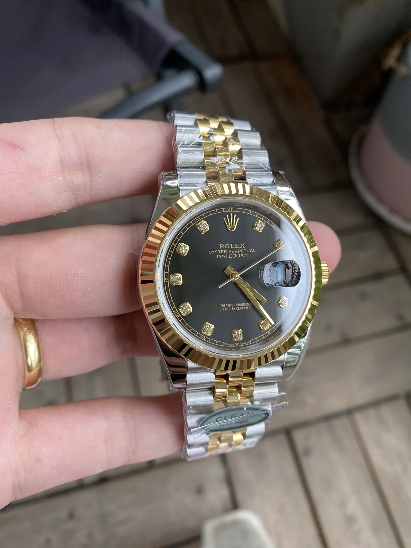 Clean Factory Watch Datejust 36 126233 Black Dial Diamond Hour Markers Yellow Gold Bezel Two Tone Jubilee Bracelet 3235 Caliber – Clean Factory Watch | The Best Super Clone Watches Store in China photo 4