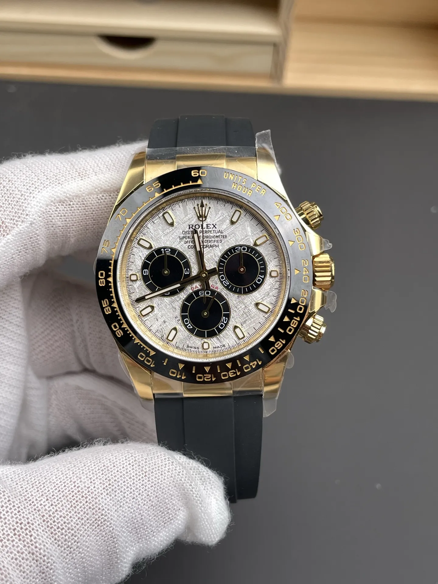Clean Factory Watch Daytona 116518LN Meteorite Dial Black Chrono Sub-Dial Yellow Gold Case Oysterflex Strap DD4130 Movement – Clean Factory Watch | The Best Super Clone Watches Store in China photo 2