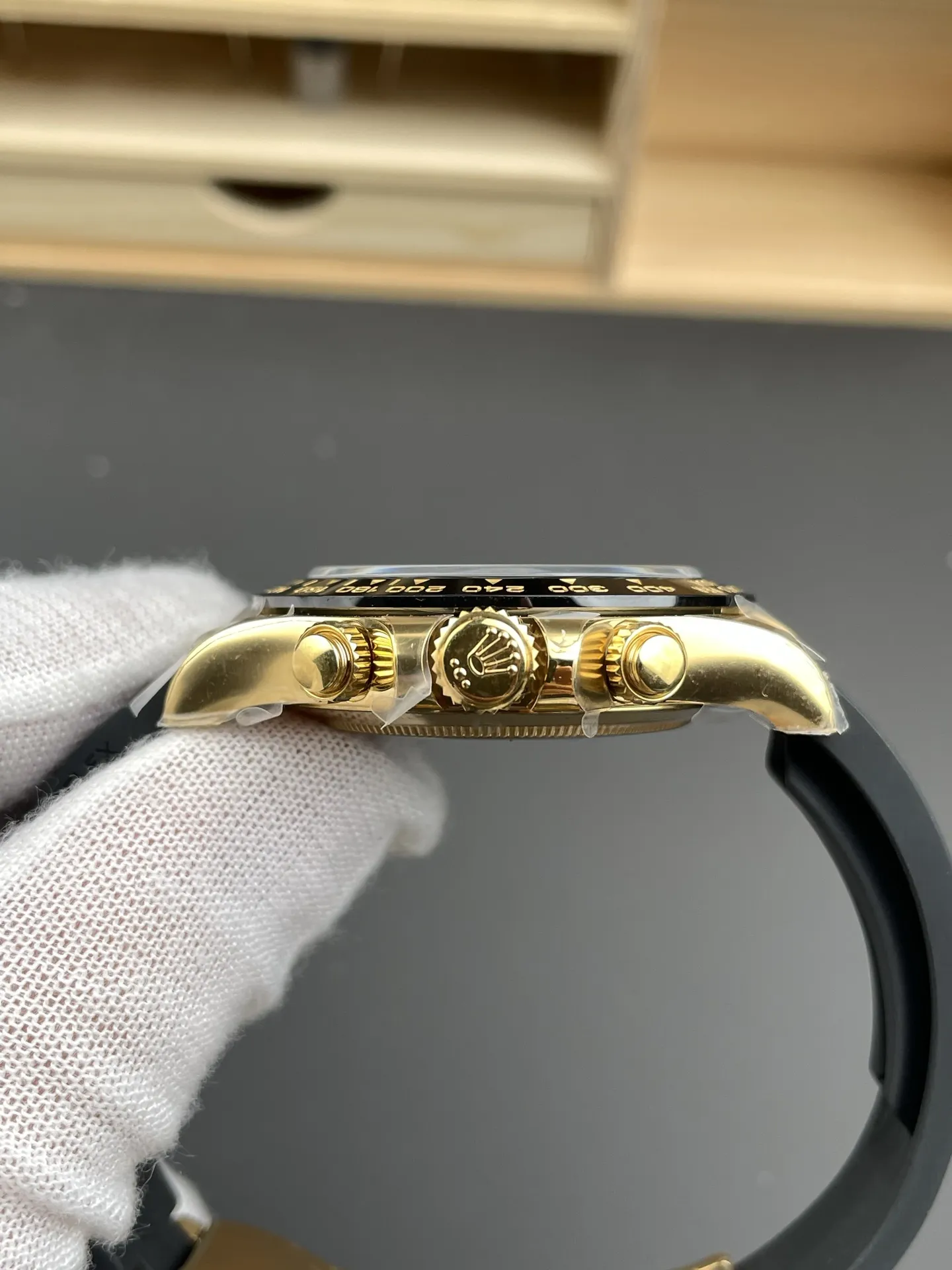Clean Factory Watch Daytona 116518LN Meteorite Dial Black Chrono Sub-Dial Yellow Gold Case Oysterflex Strap DD4130 Movement – Clean Factory Watch | The Best Super Clone Watches Store in China photo 5