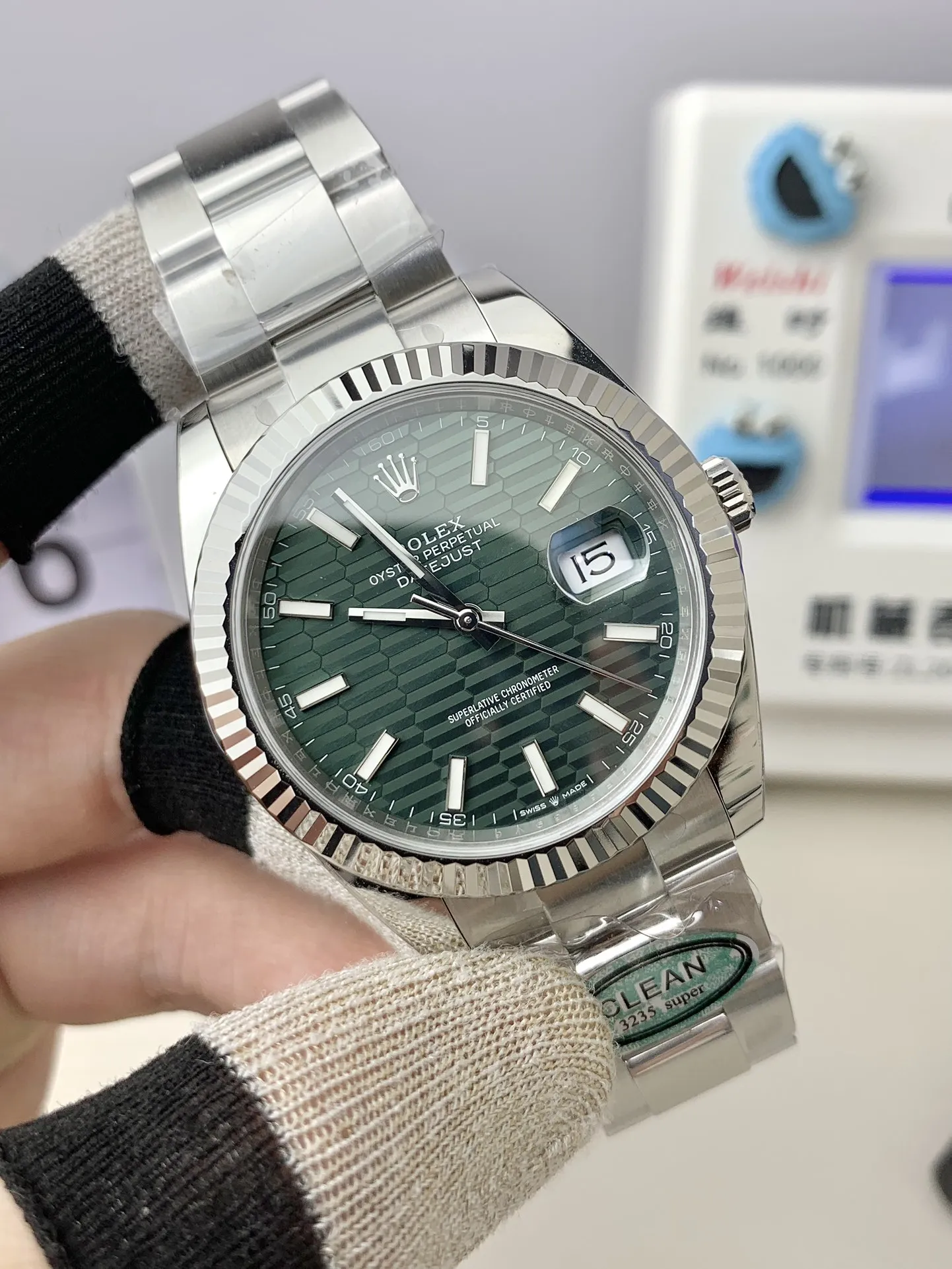 Clean Factory Watch Rolex Datejust 41 M126334-0029 Green Fluted Motif Dial Fluted Bezel 904L Steel Material Oyster Bracelet SH3235 Cabiler – Clean Factory Watch | The Best Super Clone Watches Store in China photo 3