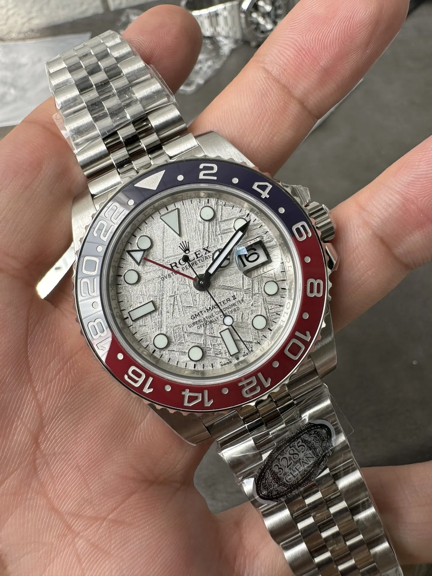Clean Factory Watches GMT-Master II 126719 BLRO Blue & Red Ceramic Bezel Meteorite Dial Deep Sapphire Crystal DD3285 – Clean Factory Watch | The Best Super Clone Watches Store in China photo 5