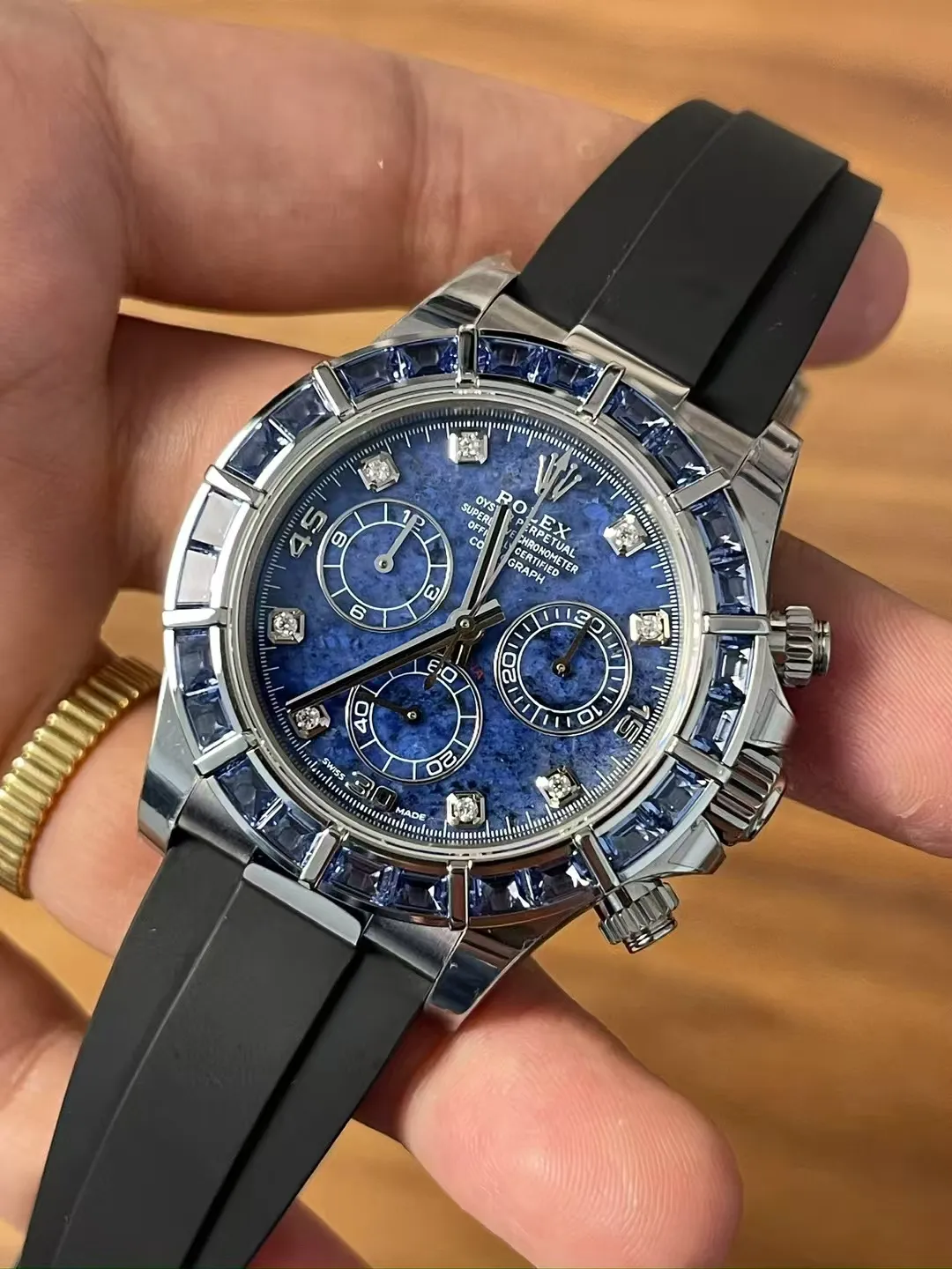 Premium Customized Rolex Daytona 116519 Blue Sodalite Dial Diamonds Bezel and Indexes White Gold Case Based on Clean Factory Daytona DD4130 Movement Oysterflex Strap – Clean Factory Watch | The Best Super Clone Watches Store in China photo 4