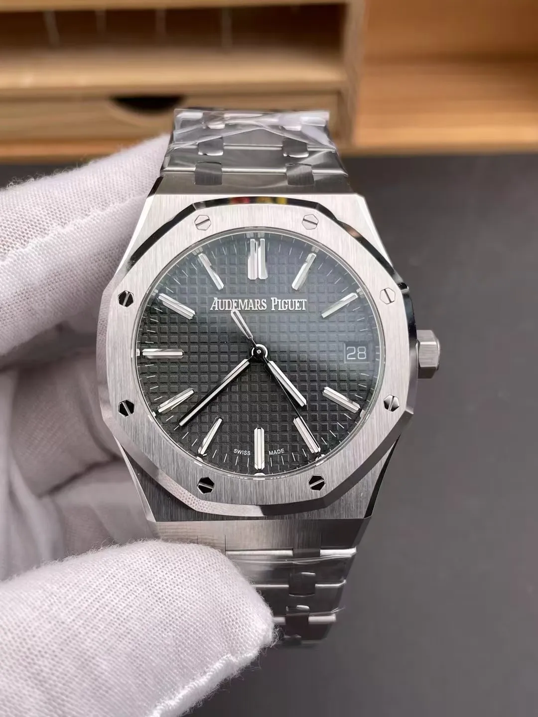 VS Factory Audemars Piguet Royal Oak 41mm Grey Dial (15510ST) 1:1 Super Clone – DD4302 Movementt - VS Factory Official photo 4