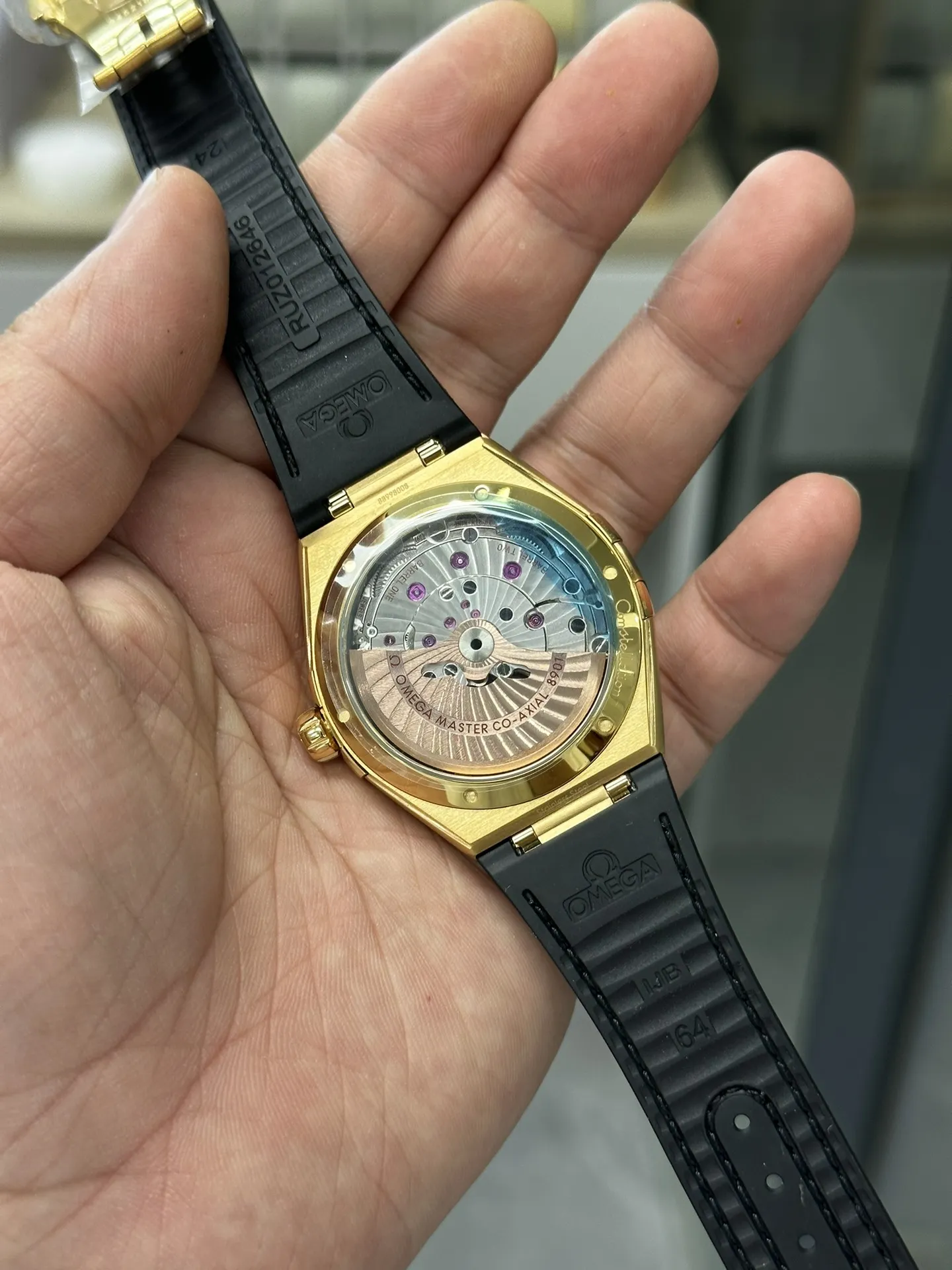 VS Factory Omega Constellation 41mm Yellow Gold Black Ceramic (131.63.41.21.01.001) 1:1 Super Clone - DD8900 Movement - VS Factory Official photo 6
