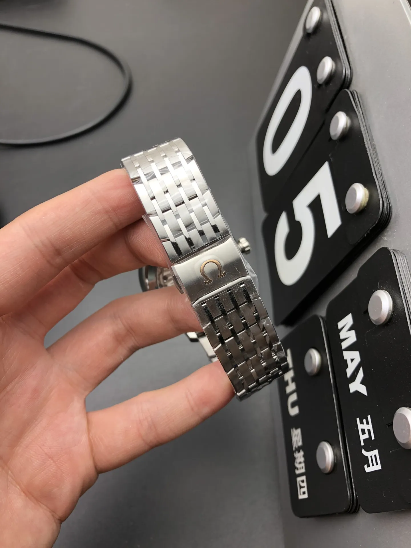 VS Factory Omega De Ville Hour Vision 41mm Silver Dial Roman Numerals(431.10.41.21.02.001) 1:1 Super Clone – DD8500 Movement - VS Factory Official photo 6