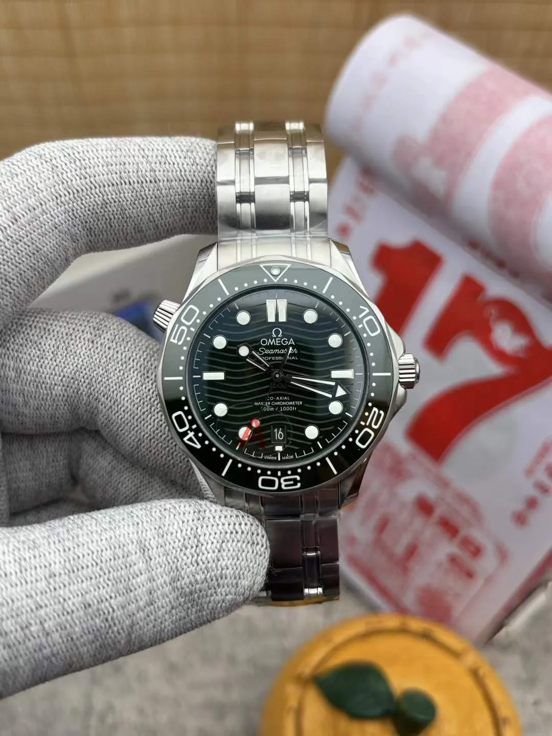 VS Factory Omega Seamaster Diver 300M 42mm Green Dial Green Ceramic Bezel(210.30.42.20.10.001) 1:1 Super Clone – DD8800 Movement - VS Factory Official photo 2