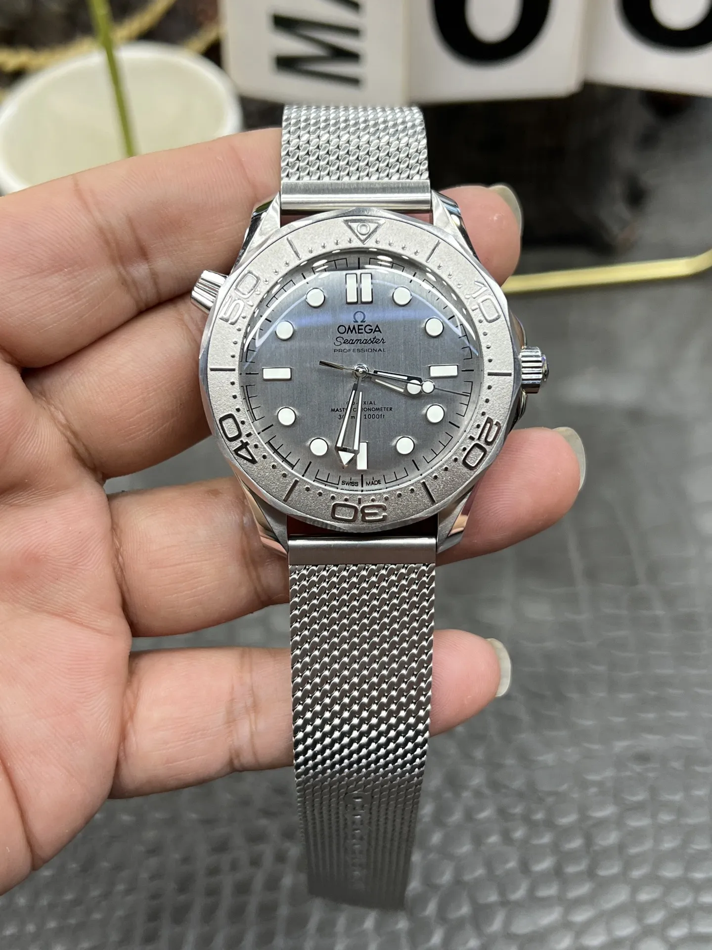 VS Factory Omega Seamaster Diver 300M 42mm James Bond 60th Anniversary Mesh Bracelet (210.30.42.20.06.002) 1:1 Super Clone - DD8806 Movement - VS Factory Official photo 2