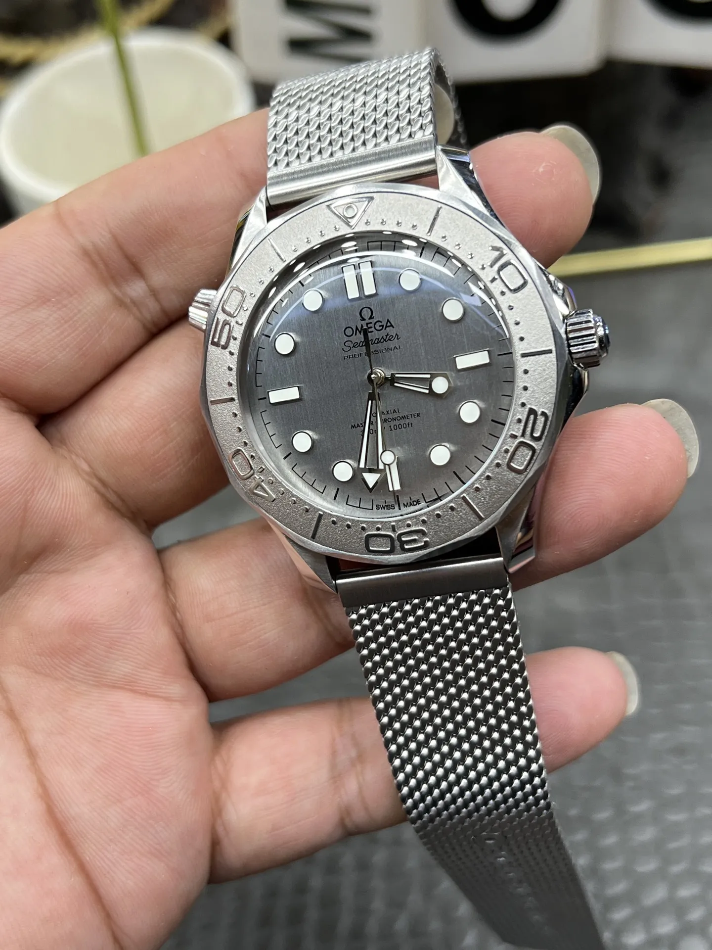 VS Factory Omega Seamaster Diver 300M 42mm James Bond 60th Anniversary Mesh Bracelet (210.30.42.20.06.002) 1:1 Super Clone - DD8806 Movement - VS Factory Official photo 6