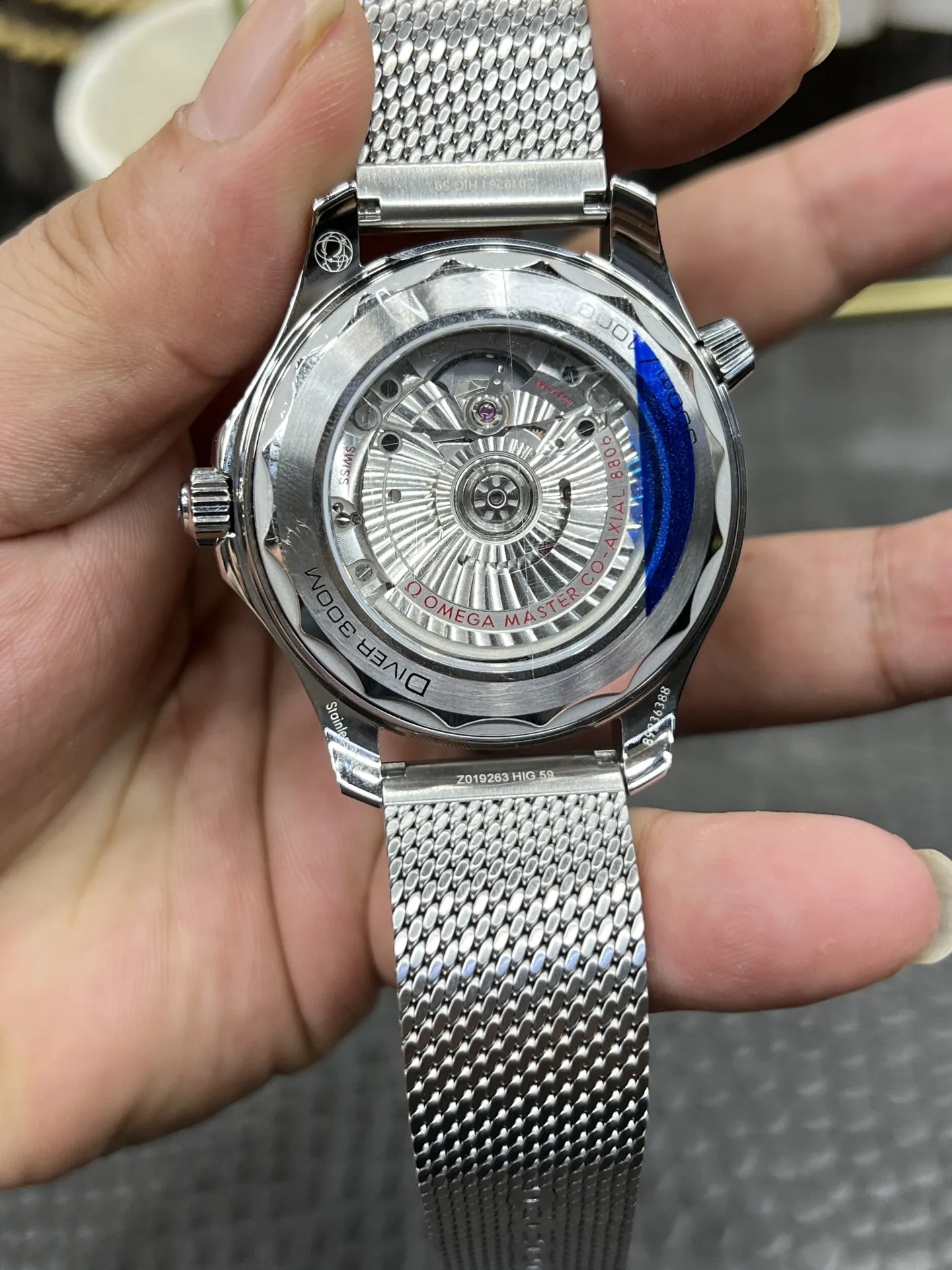 VS Factory Omega Seamaster Diver 300M 42mm James Bond 60th Anniversary Mesh Bracelet (210.30.42.20.06.002) 1:1 Super Clone - DD8806 Movement - VS Factory Official photo 9
