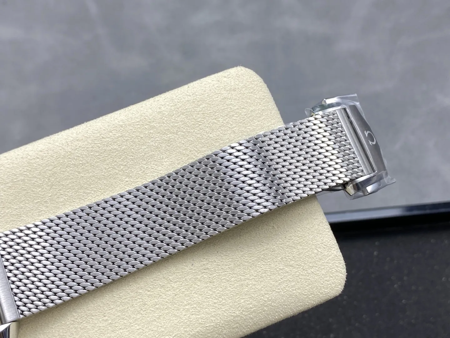 VS Factory Omega Seamaster Diver 300M 42mm "No Time To Die" 007 Edition Titanium Mesh Bracelet (210.30.42.20.01.010) 1:1 Super Clone - DD8806 Movement - VS Factory Official photo 9