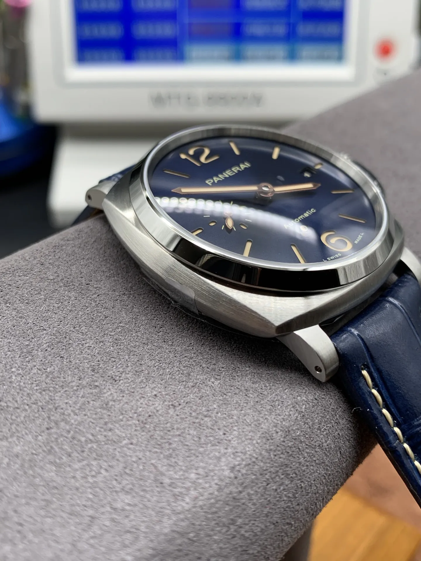 VS Factory Panerai Luminor Due 42mm Blue Dial (PAM00927) 1:1 Super Clone – DDP.900 Movement - VS Factory Official photo 5