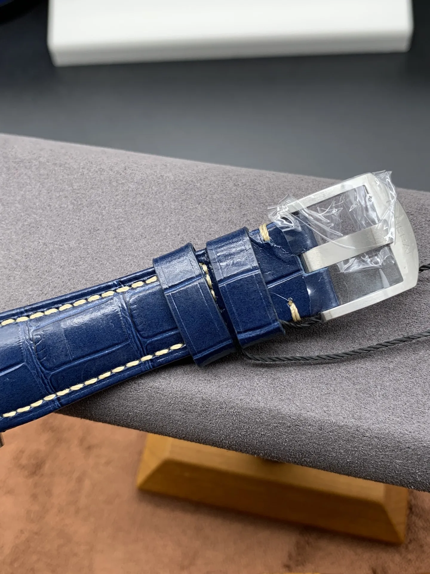 VS Factory Panerai Luminor Due 42mm Blue Dial (PAM00927) 1:1 Super Clone – DDP.900 Movement - VS Factory Official photo 6