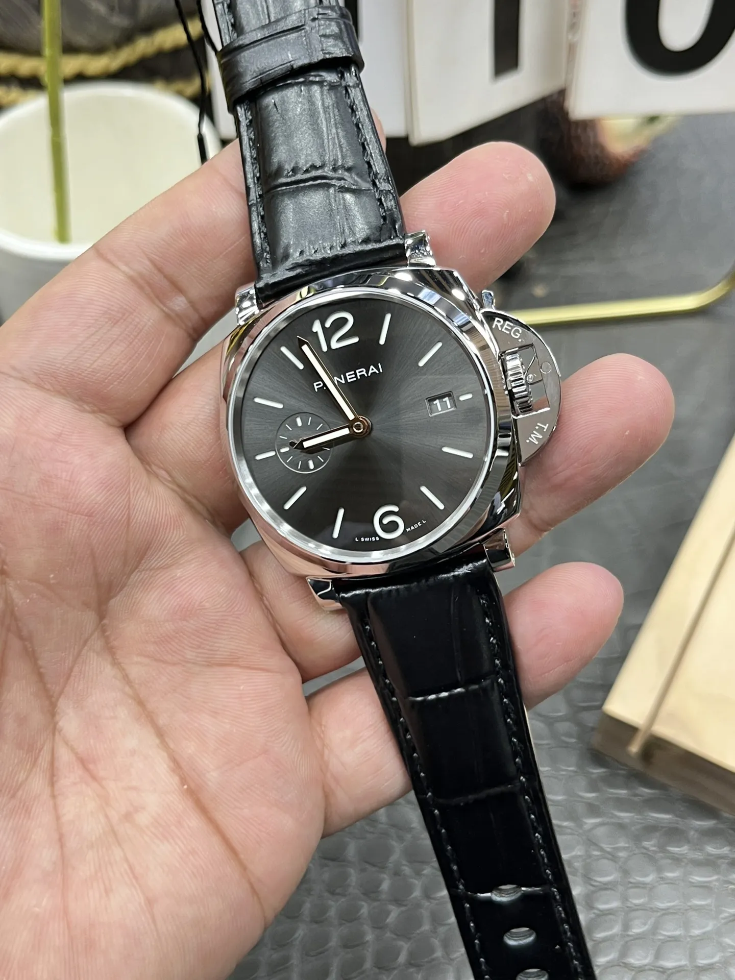 VS Factory Panerai Luminor Due 42mm Grey Dial Black Leather Strap Smooth Bezel(PAM01250)1:1 Super Clone - DDP.900 Movement - VS Factory Official photo 3
