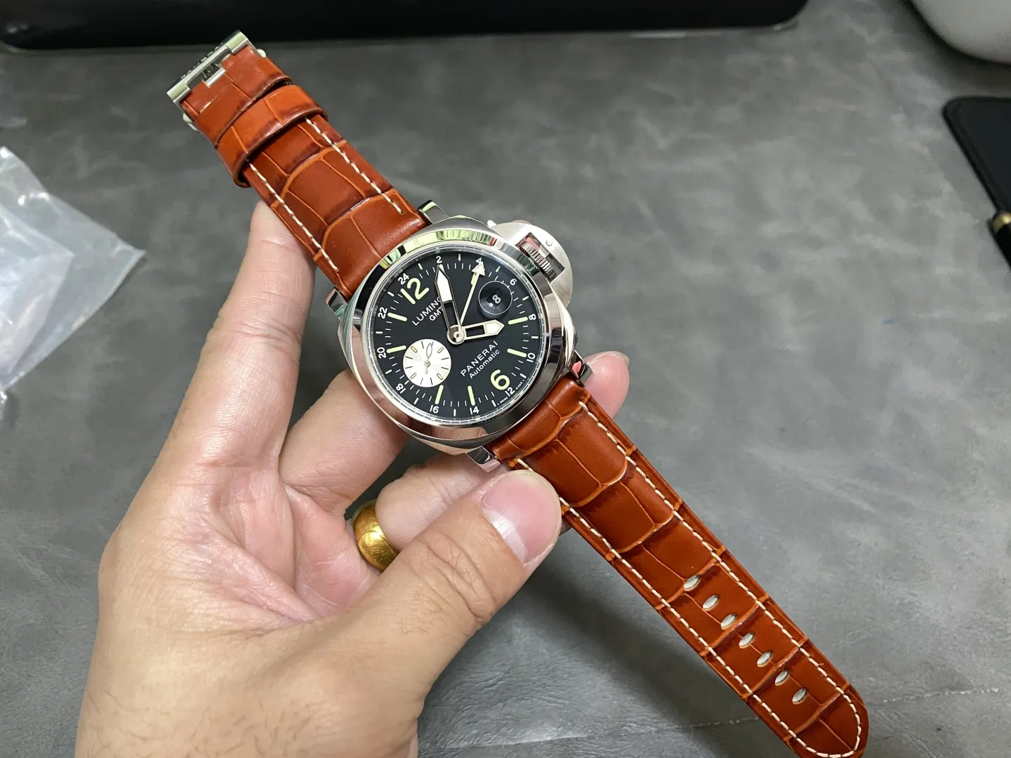 VS Factory Panerai Luminor GMT 44mm PAM00088 1:1 Super Clone - DD GMT Movement - VS Factory Official photo 6