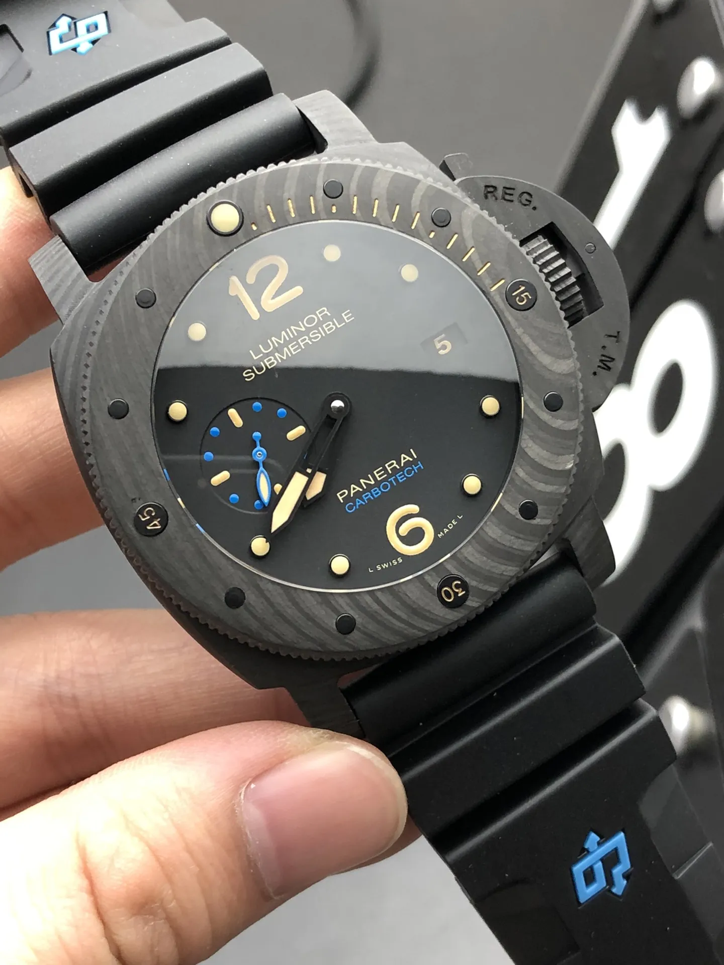 VS Factory Panerai Submersible 1950 Carbotech 47mm PAM00616 1:1 Super Clone - DDP.9000 Movement - VS Factory Official photo 4