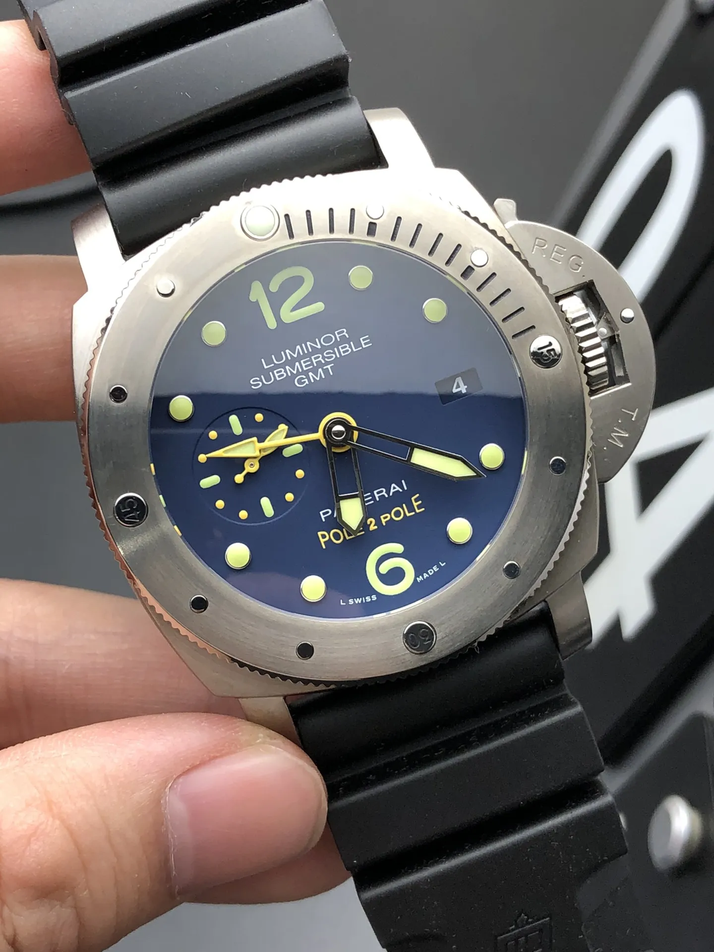 VS Factory Panerai Submersible GMT "Pole2Pole" 47mm PAM00719 1:1 Super Clone - DDP.9001 Movement - VS Factory Official photo 4