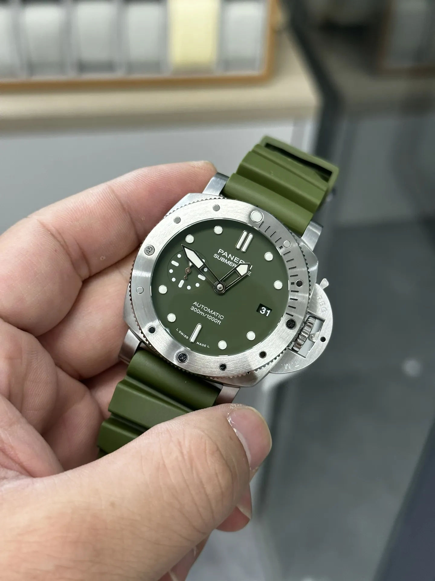 VS Factory Panerai Submersible "Verde Militare" 42mm PAM01055 1:1 Super Clone - DDP.900 Movement - VS Factory Official photo 3