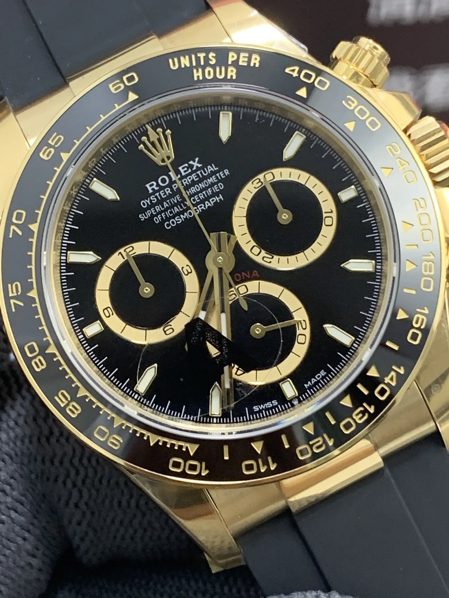 VS Factory Rolex Cosmograph Daytona 40mm Black Panda Dial Yellow Gold Rubber Strap (126518LN) 1:1 Super Clone – DD4131 Movement - VS Factory Official photo 4