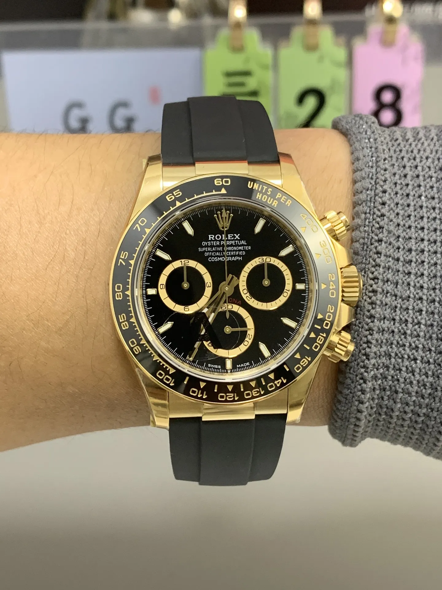 VS Factory Rolex Cosmograph Daytona 40mm Black Panda Dial Yellow Gold Rubber Strap (126518LN) 1:1 Super Clone – DD4131 Movement - VS Factory Official photo 10