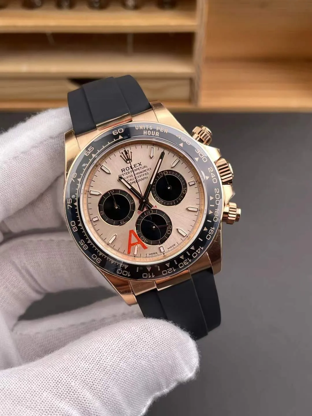 VS Factory Rolex Cosmograph Daytona 40mm Sundust Dial Everose Gold Rubber Strap (126515LN) 1:1 Super Clone – DD4131 Movement - VS Factory Official photo 2