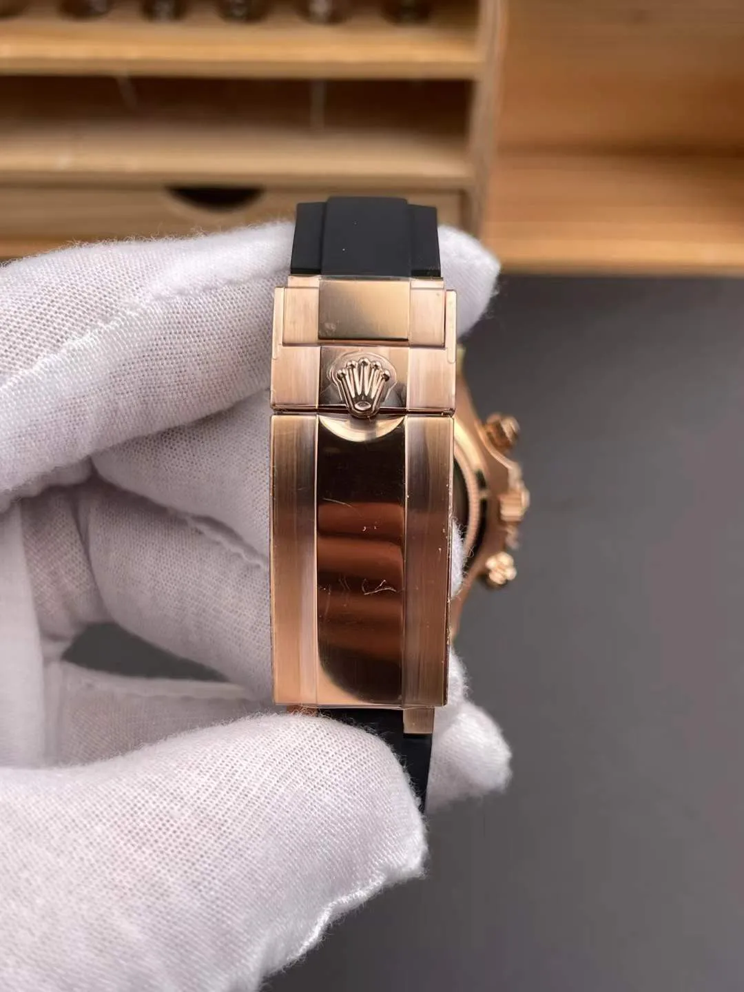 VS Factory Rolex Cosmograph Daytona 40mm Sundust Dial Everose Gold Rubber Strap (126515LN) 1:1 Super Clone – DD4131 Movement - VS Factory Official photo 7