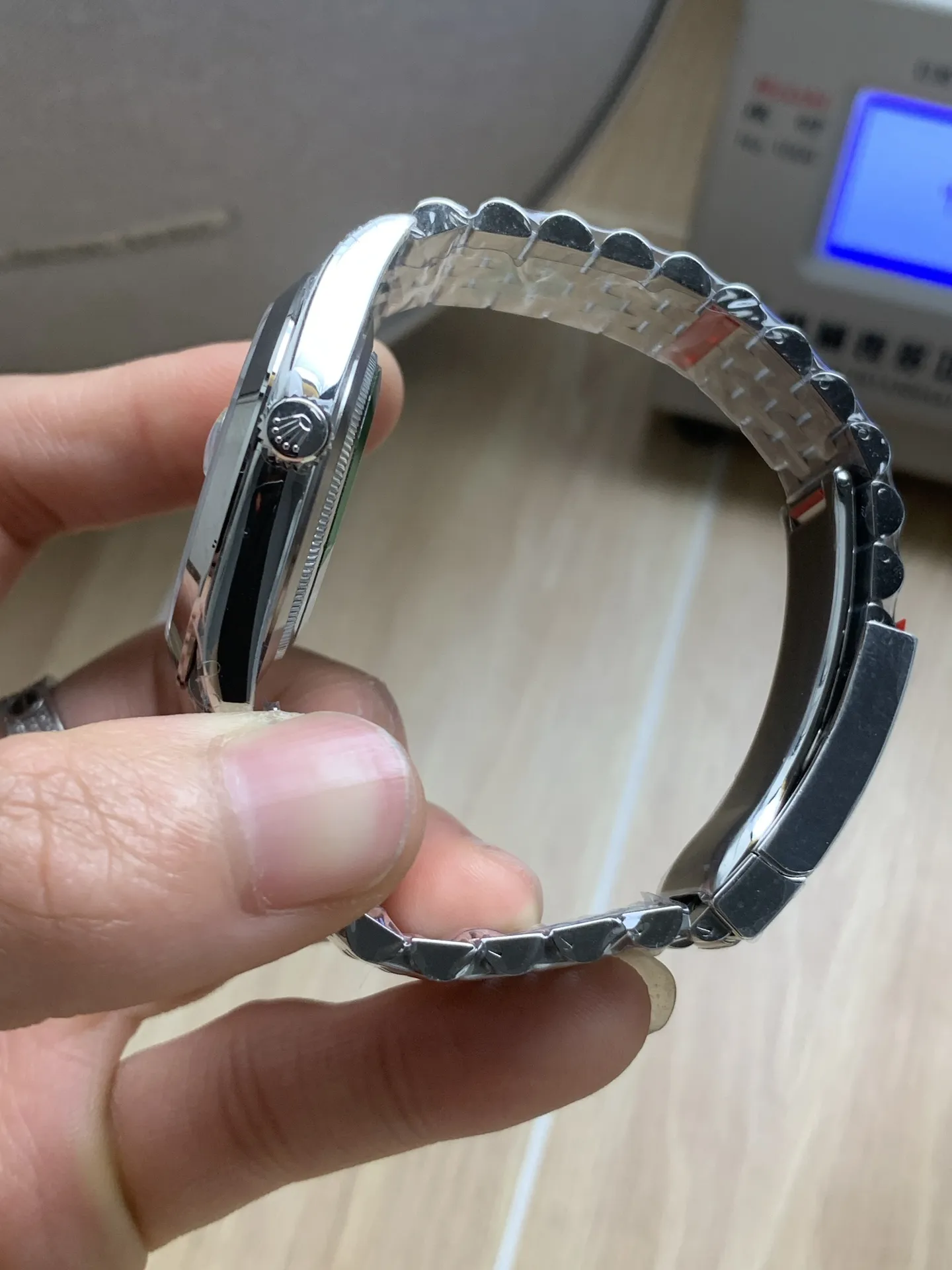 VS Factory Rolex Datejust 41mm Black Dial Smooth Bezel Jubilee Bracelet (126300) 1:1 Super Clone - DD3235 Movement - VS Factory Official photo 6