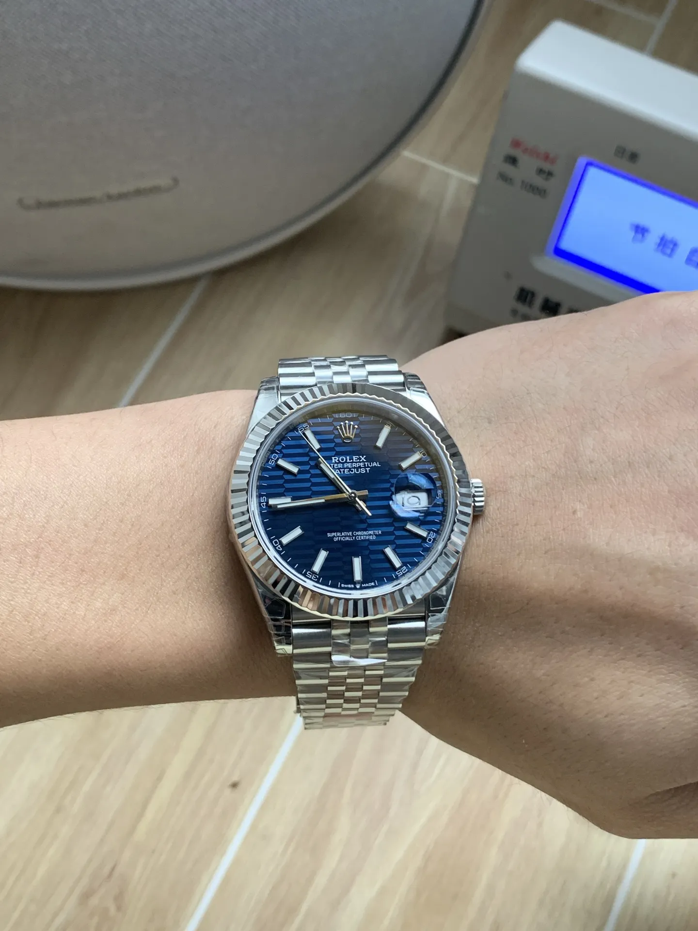 VS Factory Rolex Datejust 41mm Blue Fluted Motif Dial Fluted Bezel Jubilee Bracelet (126334) 1:1 Super Clone - DD3235 Movement - VS Factory Official photo 4