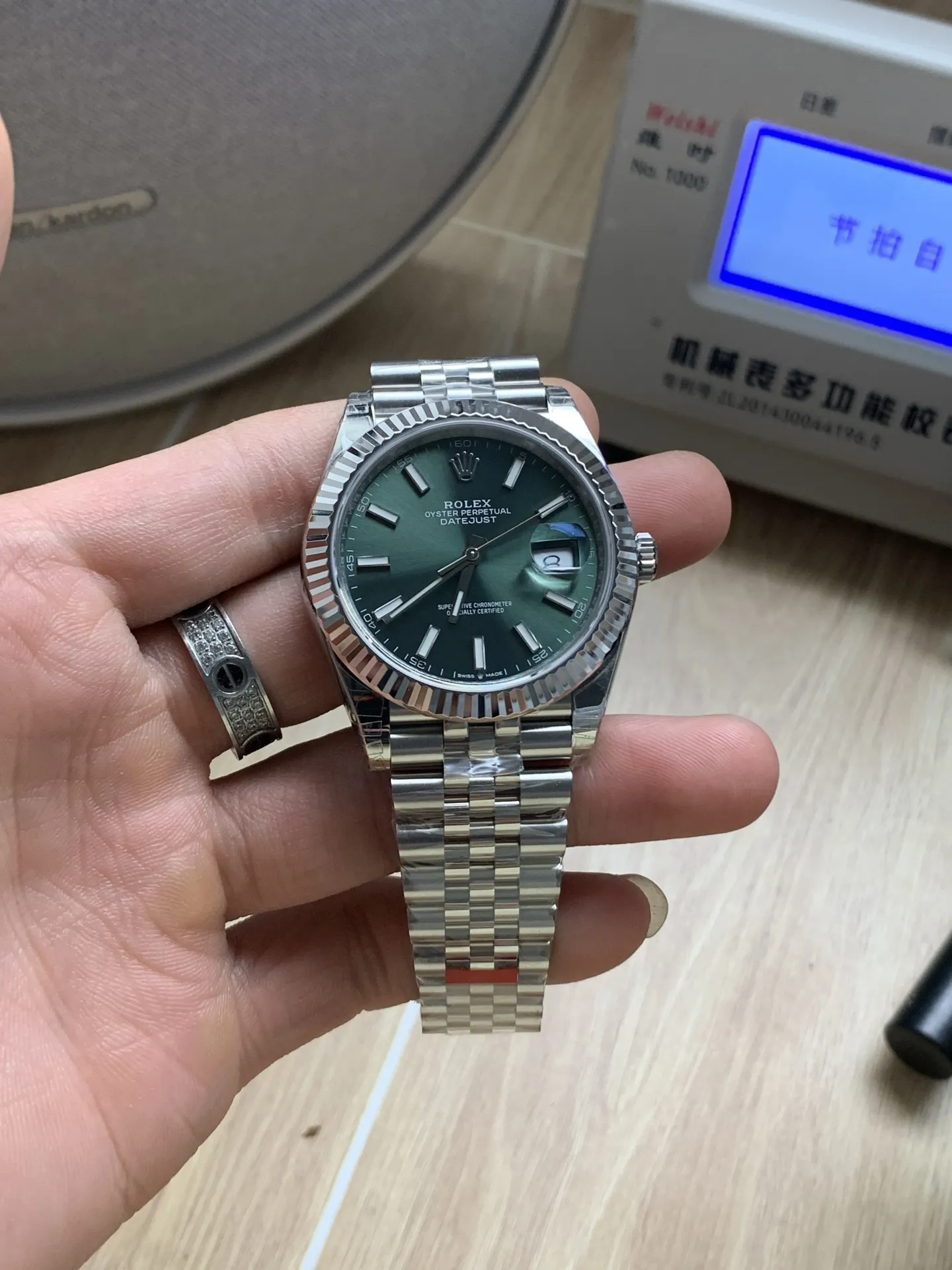 VS Factory Rolex Datejust 41mm Mint Green Sunburst Dial Fluted Bezel Jubilee Bracelet (126334) 1:1 Super Clone - DD3235 Movement - VS Factory Official