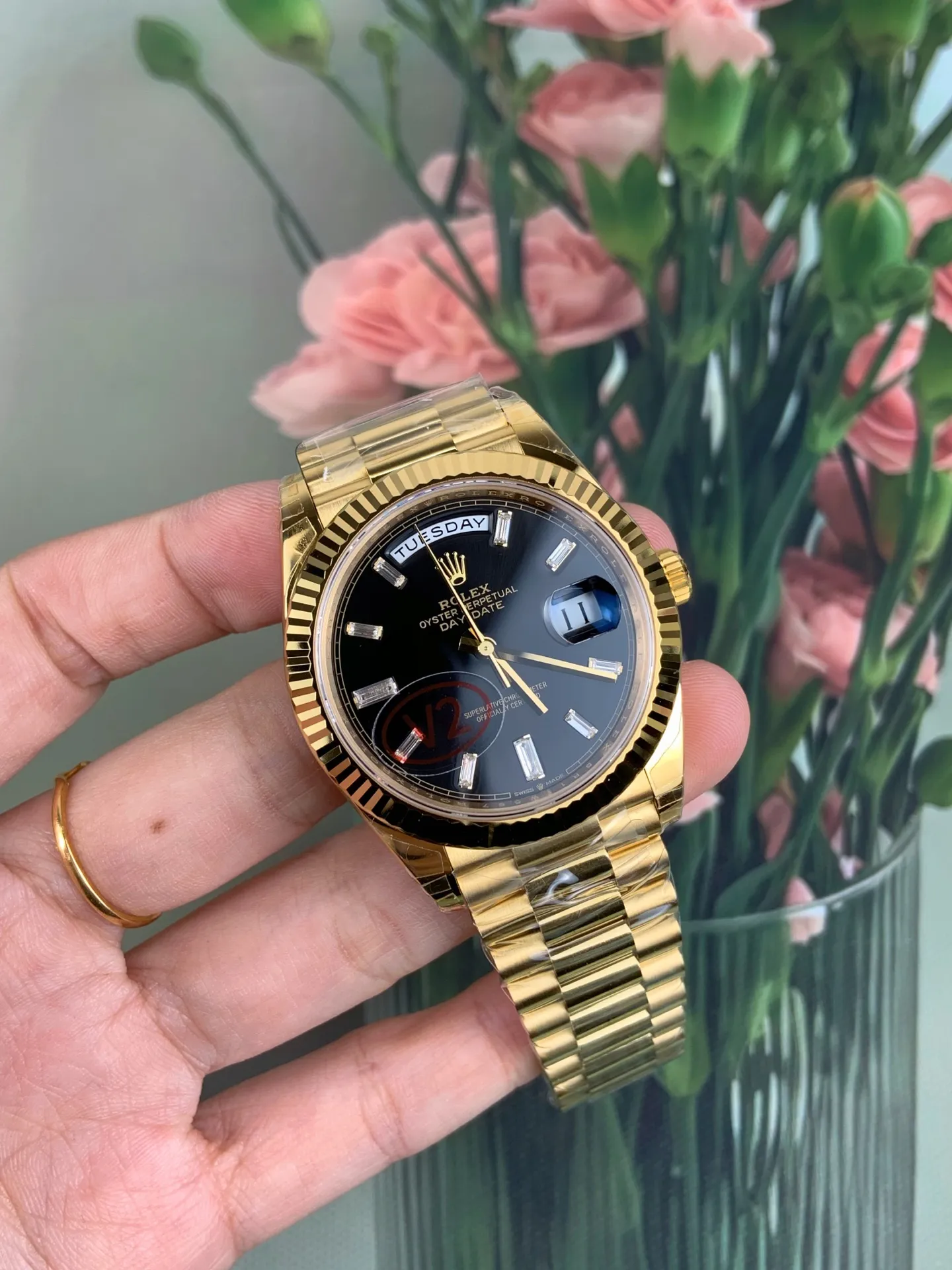 VS Factory Rolex Day-Date 40 Yellow Gold Black Baguette Diamond Dial (228238) V2 1:1 Super Clone - DD3255 Movement - VS Factory Official photo 4
