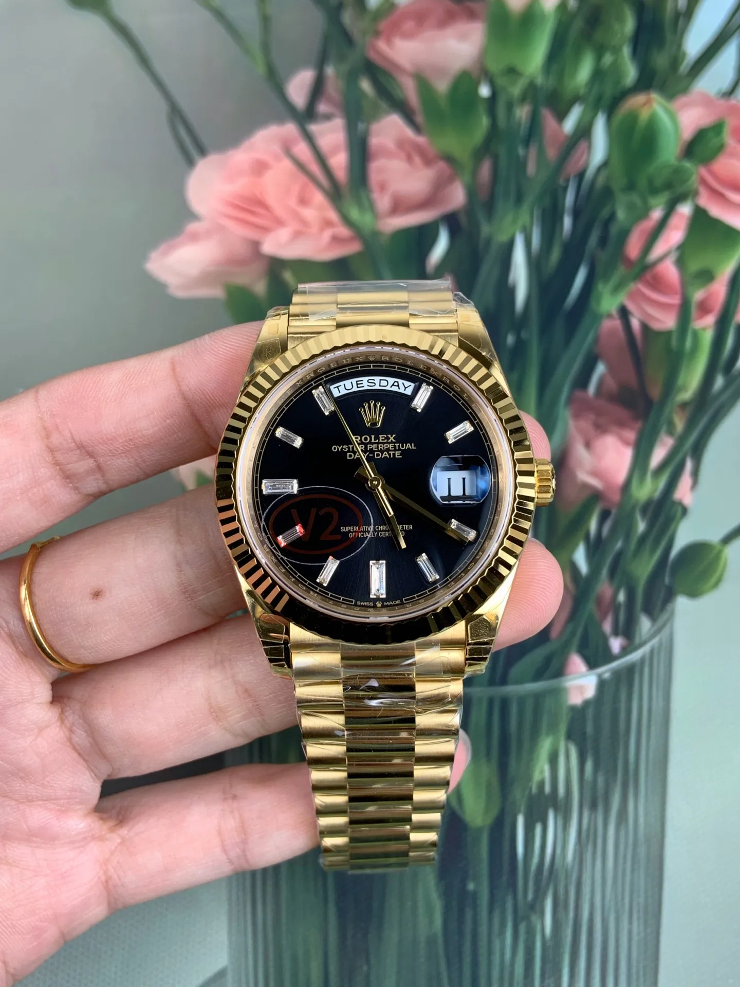 VS Factory Rolex Day-Date 40 Yellow Gold Black Baguette Diamond Dial (228238) V2 1:1 Super Clone - DD3255 Movement - VS Factory Official photo 5