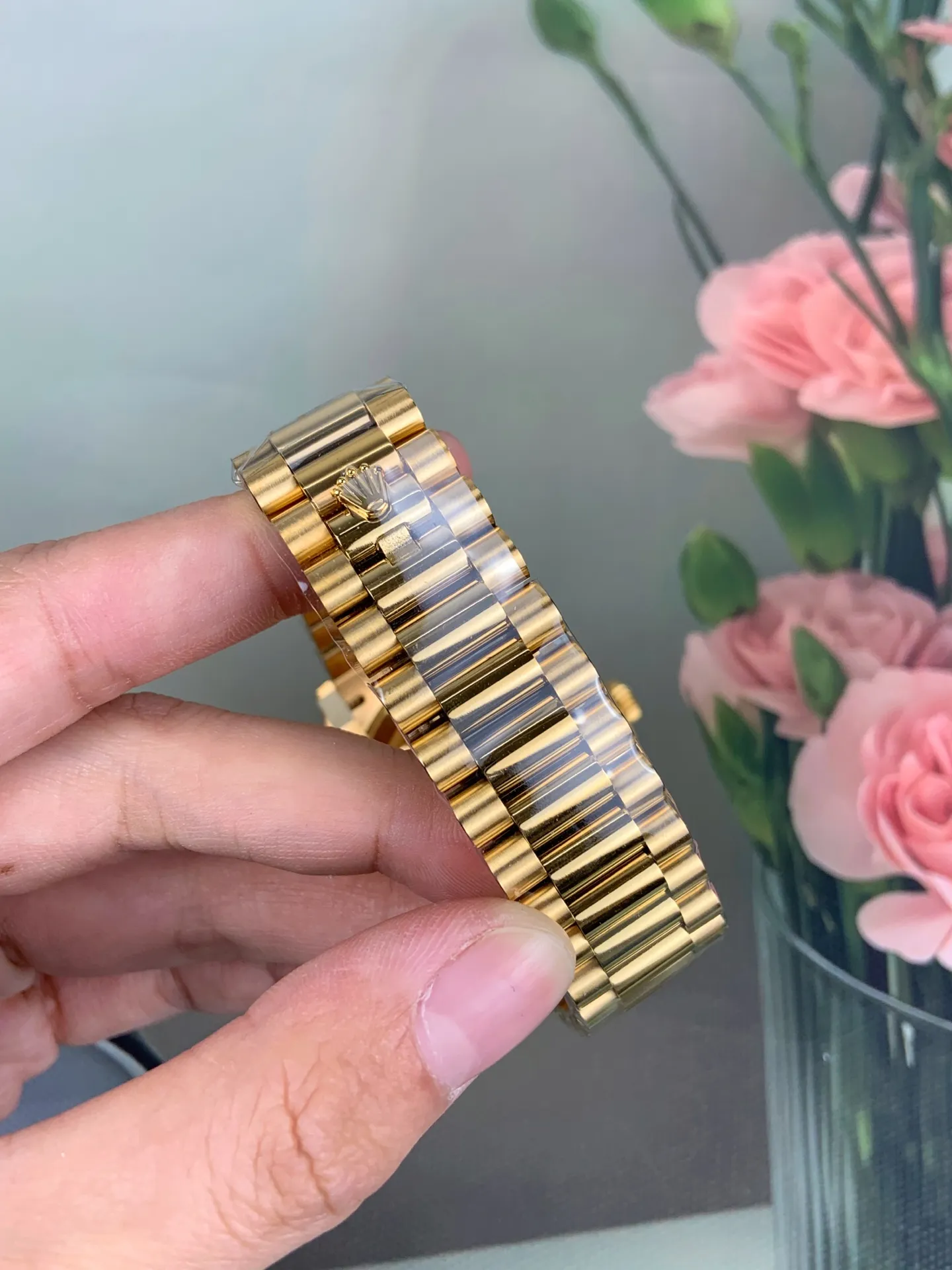 VS Factory Rolex Day-Date 40 Yellow Gold Black Baguette Diamond Dial (228238) V2 1:1 Super Clone - DD3255 Movement - VS Factory Official photo 8