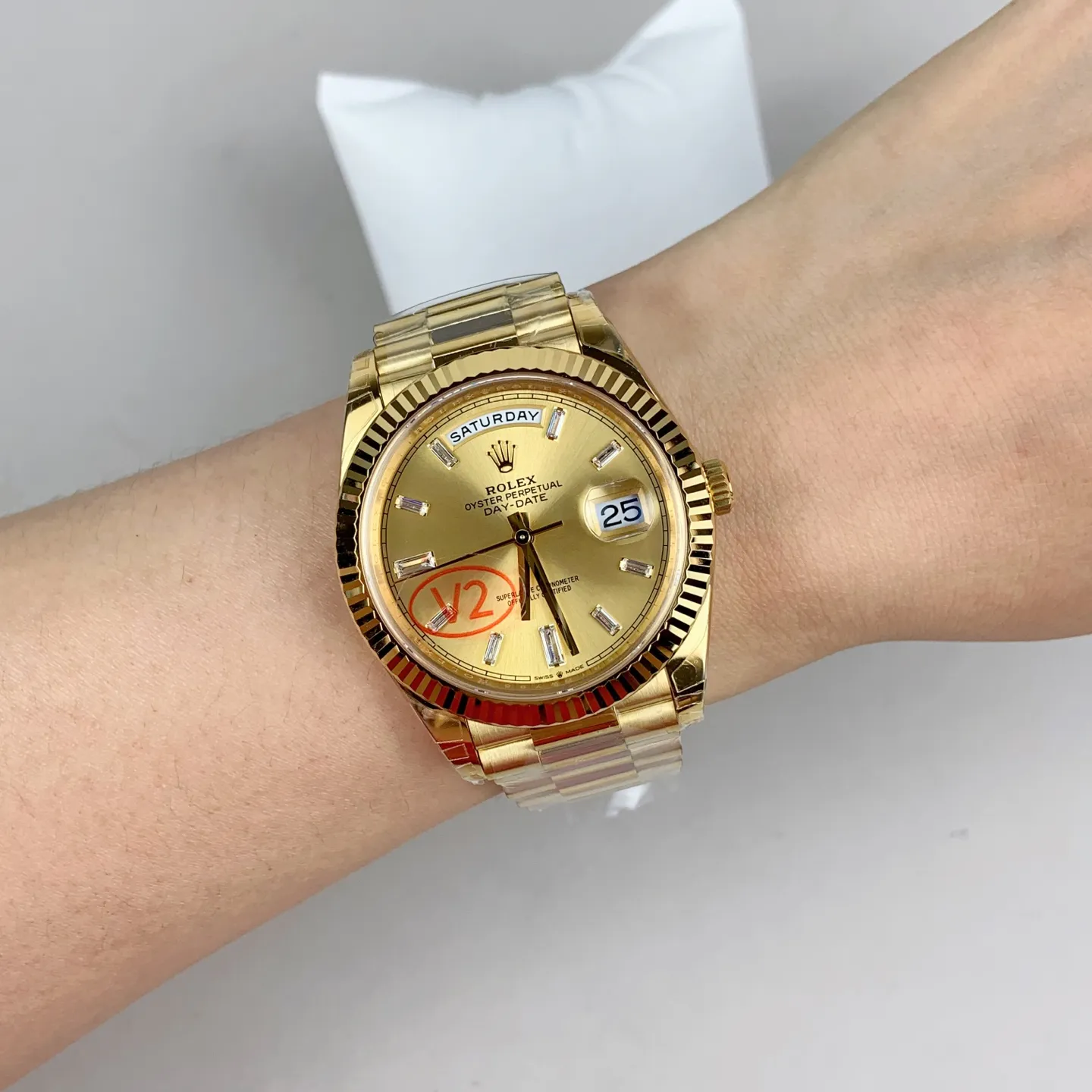 VS Factory Rolex Day-Date 40 Yellow Gold Champagne Baguette Diamond Dial (228238) V2 1:1 Super Clone - DD3255 Movement - VS Factory Official photo 5