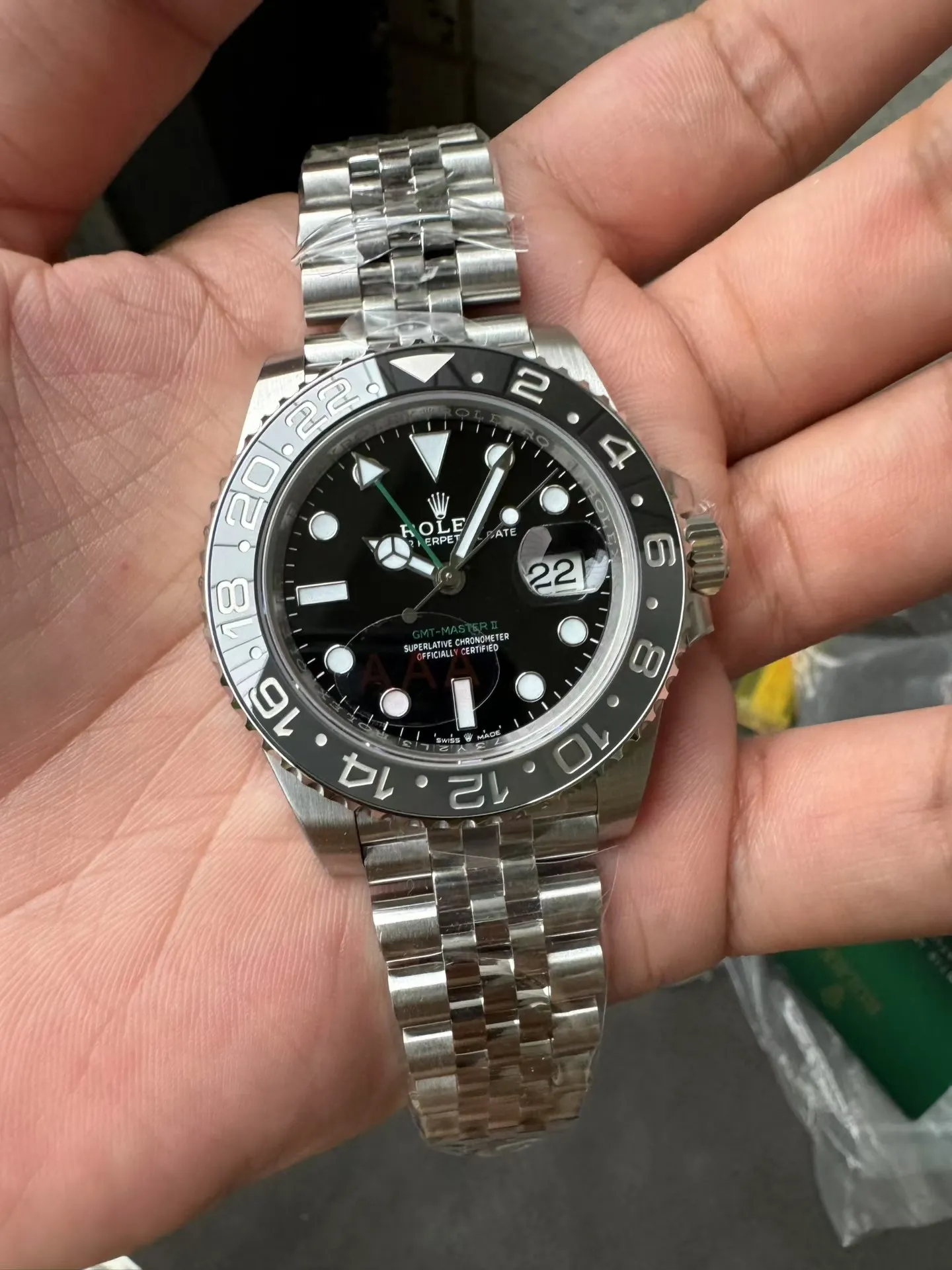 VS Factory Rolex GMT-Master II "Bruce Wayne"Black/Grey Ceramic Bezel Jubilee Bracelet (126710grnr) 1:1 Super Clone - DD3285 Movement - VS Factory Official photo 2