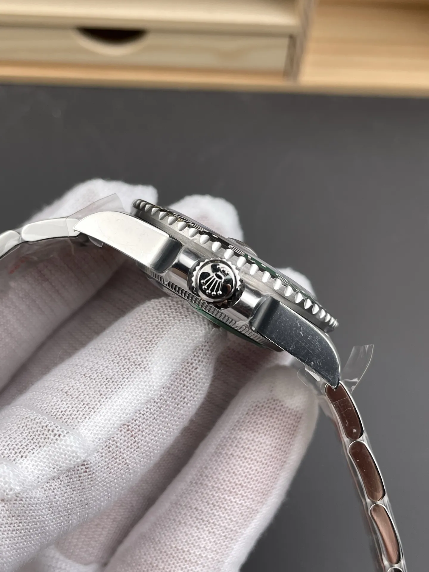 VS Factory Rolex GMT-Master II Left-Handed Green Dial Black/Green Ceramic Bezel "Sprite"Oyster Bracelet (126729VTNR) 1:1 Super Clone – DD3285 Movement - VS Factory Official photo 5