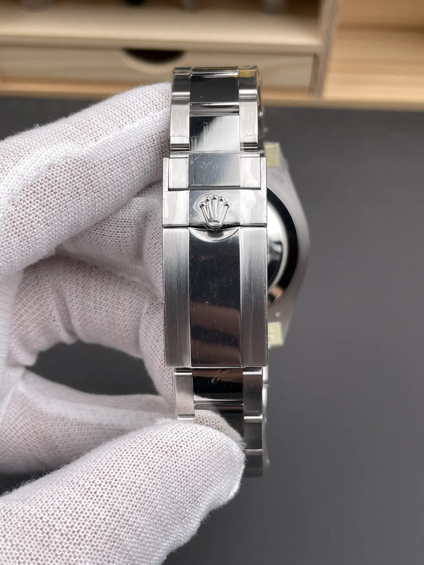 VS Factory Rolex GMT-Master II Left-Handed Green Dial Black/Green Ceramic Bezel "Sprite"Oyster Bracelet (126729VTNR) 1:1 Super Clone – DD3285 Movement - VS Factory Official photo 8