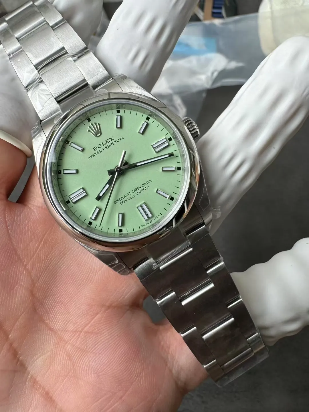 VS Factory Rolex Oyster Perpetual 36mm Green Lacquer Dial Smooth Bezel Oyster Bracelet (126000) 1:1 Super Clone - DD3230 Movement - VS Factory Official photo 3