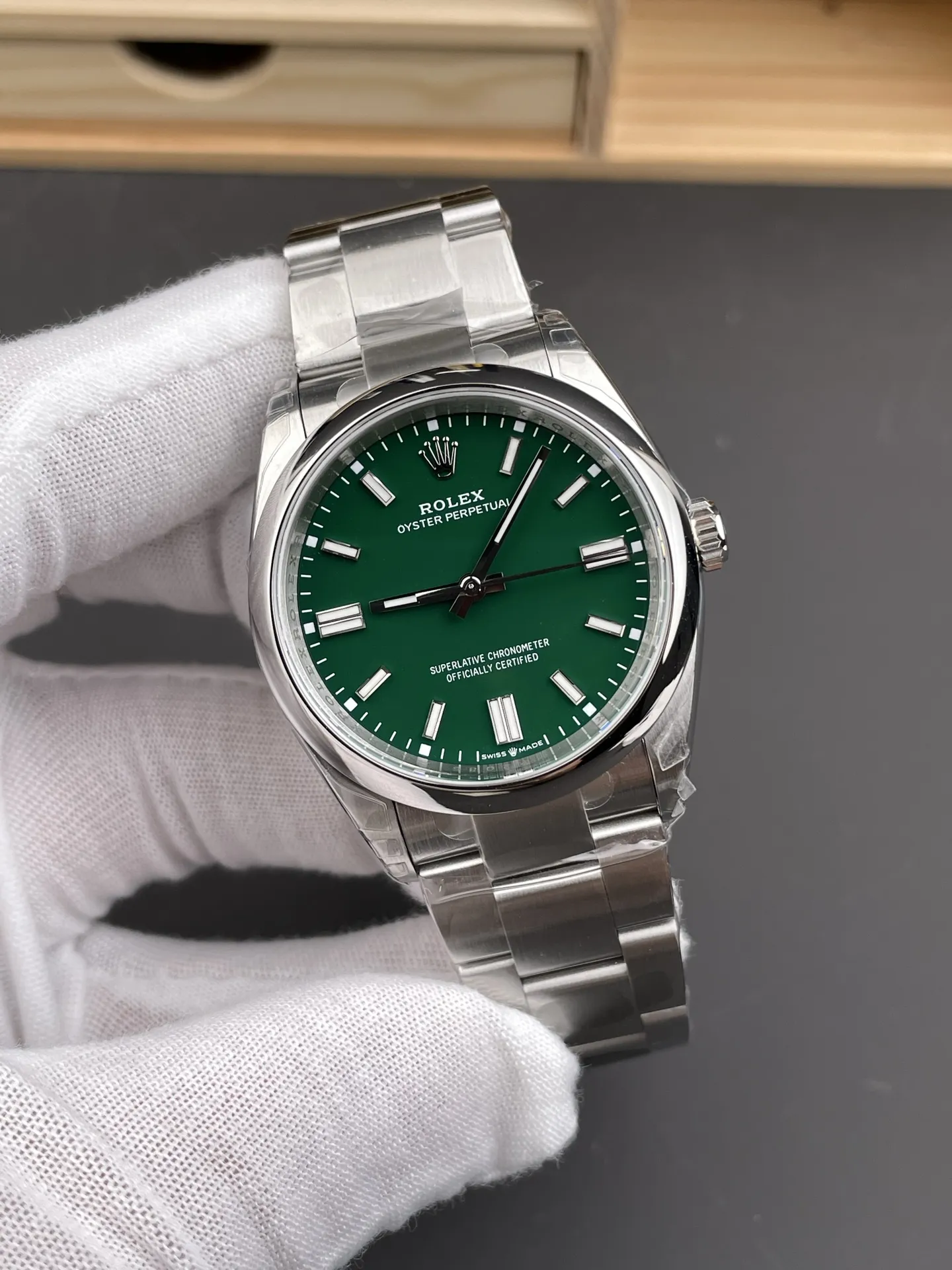 VS Factory Rolex Oyster Perpetual 36mm "Rolex Green" Lacquer Dial Smooth Bezel Oyster Bracelet (126000) 1:1 Super Clone - DD3230 Movement - VS Factory Official photo 4