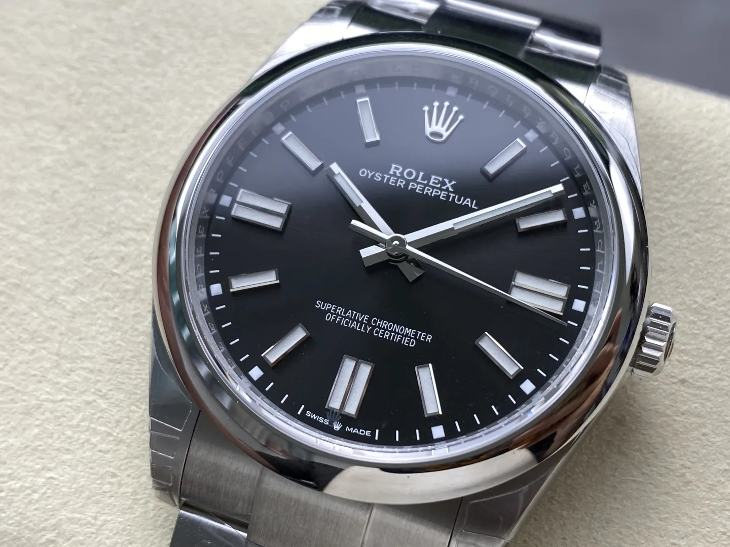 VS Factory Rolex Oyster Perpetual 41mm Bright Black Dial Smooth Bezel Oyster Bracelet (124300) 1:1 Super Clone - DD3230 Movement - VS Factory Official photo 3