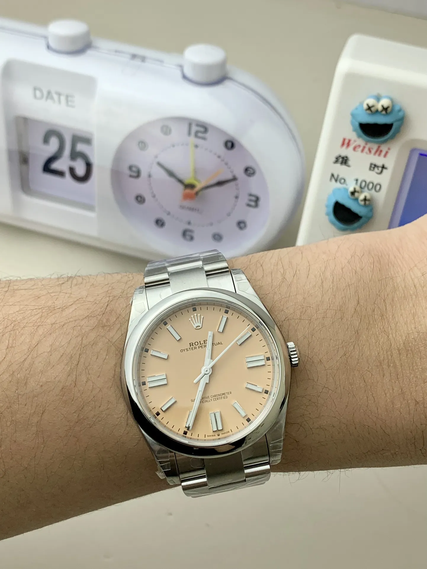 VS Factory Rolex Oyster Perpetual 41mm Candy Pink Lacquer Dial Smooth Bezel Oyster Bracelet (124300 Custom) 1:1 Super Clone - DD3230 Movement - VS Factory Official photo 4